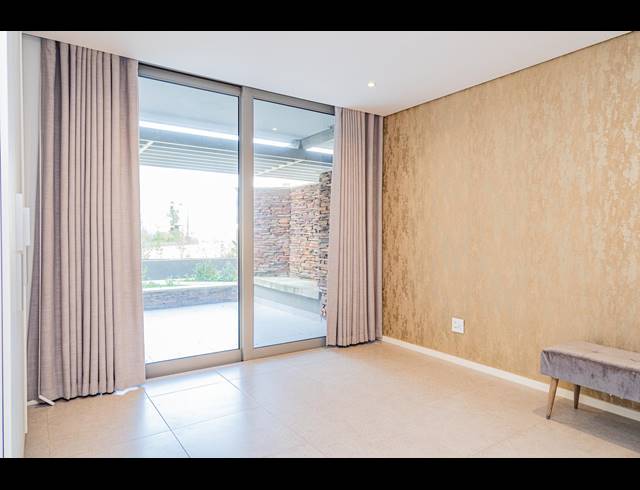 2 BEDROOM APARTMENT FOR SALE IN SIBAYA PRECINCT